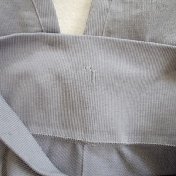 Lululemon Awakening Capri Legging Taryn Toomey‎ Tight Crop Capri Scrunch Grey - Picture 10 of 12